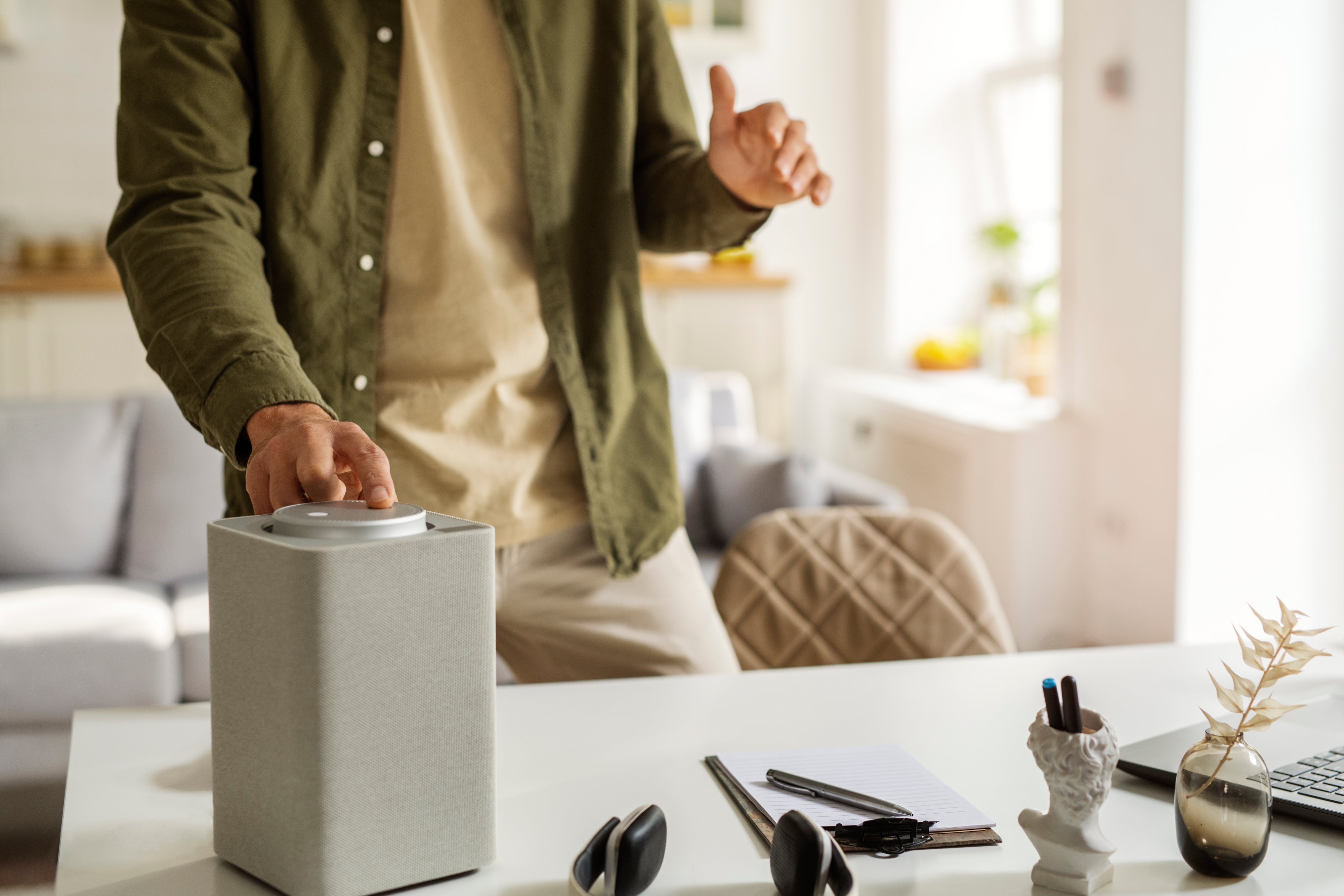 Enjoy all-day music with long-lasting speaker batteries